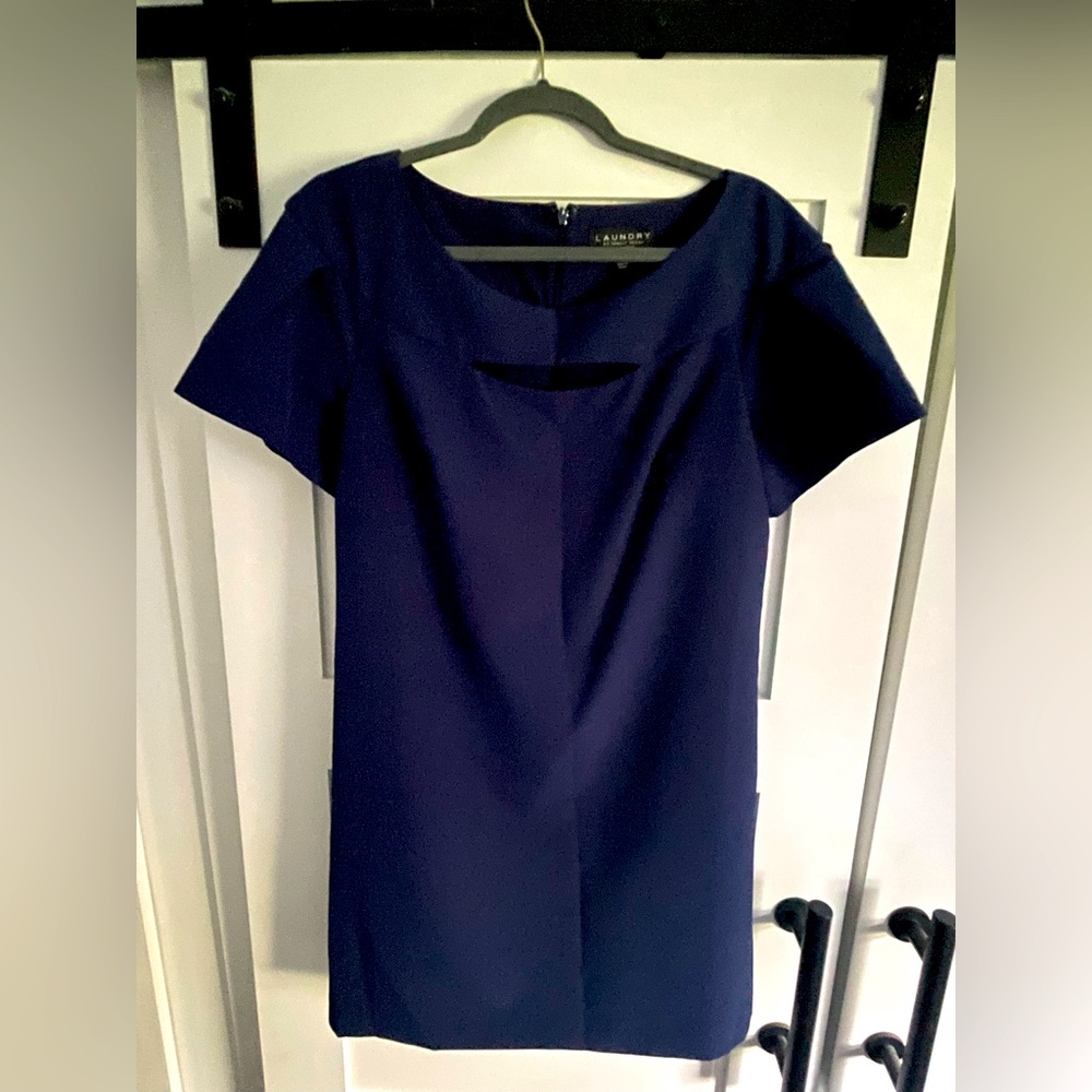 Laundry by Shelli Segal Navy Cutout Neck Short Sleeve Dress